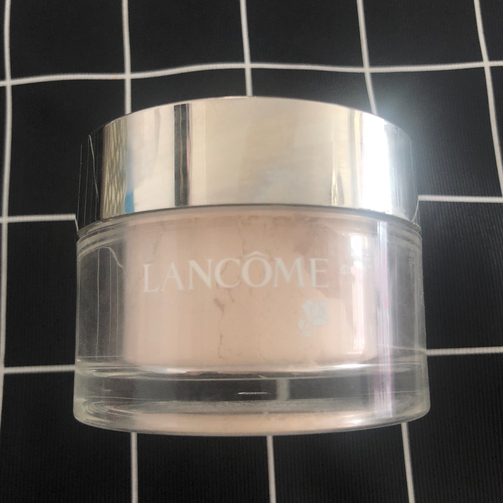 兰蔻Teint Miracle 定妆散粉 🌈这款定妆散粉是